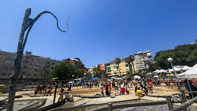 Prospe Beach 2026: la Prosperitat es torna a omplir de sorra